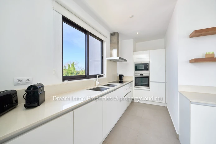 Appartement 2Ch Entièrement Meublé A Pereybere - Ile Maurice