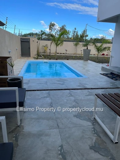 À louer – Spacieuse villa avec piscine