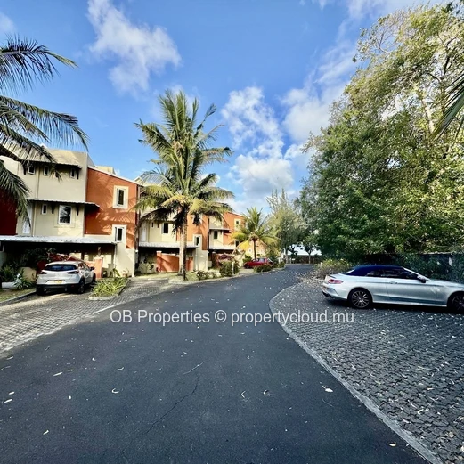 Studio d’Investissement en Bord de Mer à Vendre