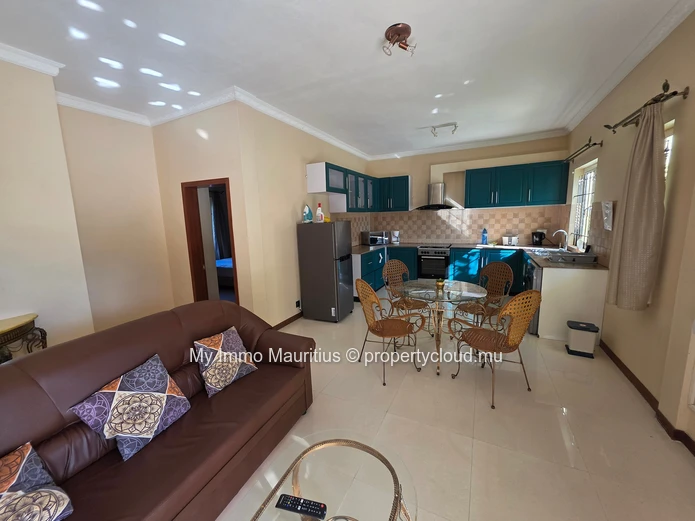 2-Bedroom Apartment — Pereybère, 10 min Walk to the Beach