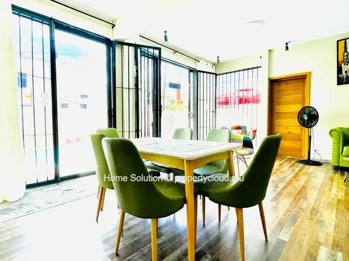 Semi-furnished House in Pereybère