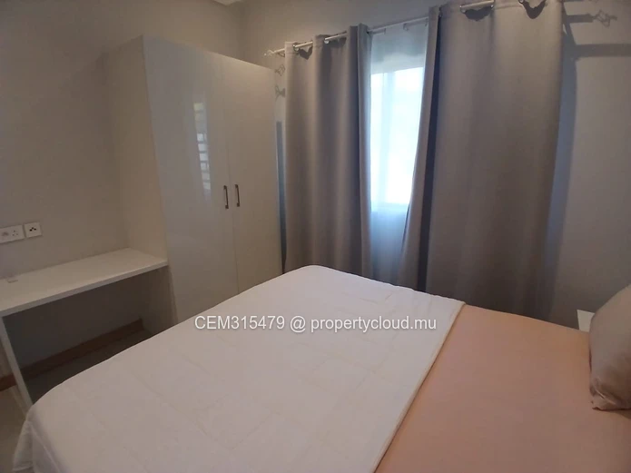  3 Chambres Appartement de Bord de Mer à Vendre – Pointe aux Sables