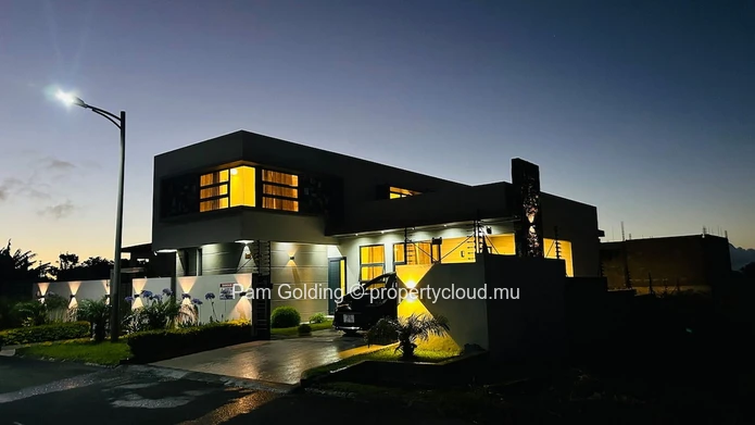 Your Ideal Base in the Heart of Mauritius!