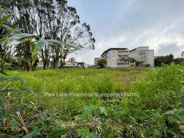 Opportunité de développement au cœur de Curepipe – Terrain de 1,4 Arpent