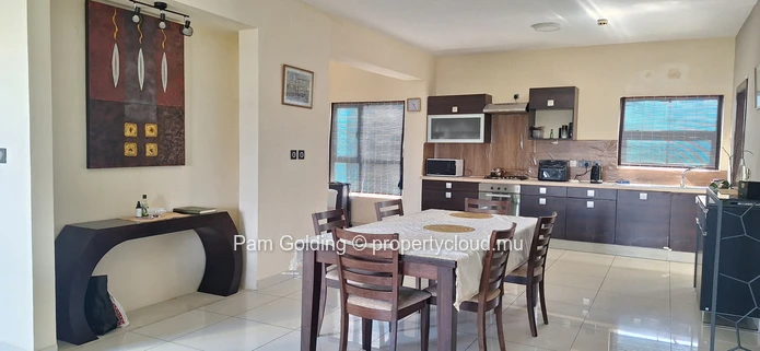 TO RENT – LUXURY PENTHOUSE DUPLEX | Le Méritt, Sodnac, Quatre-Bornes (Sole Mandate)