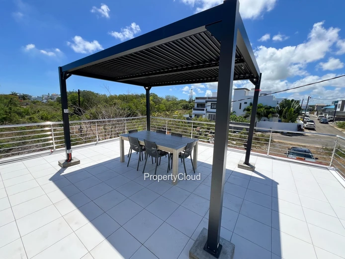 For Rent | Modern 3-Bedroom Villa With Pool | Grand Bay