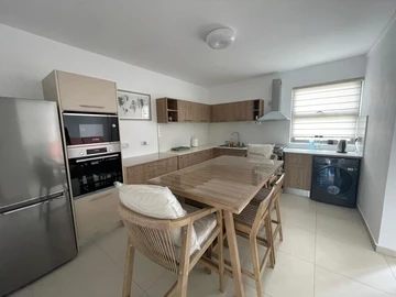 4 Bedroom Townhouse, Duplex