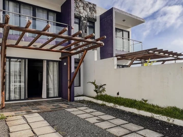 3 Bedroom Townhouse, Duplex