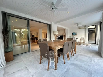 4 Bedroom Apartment