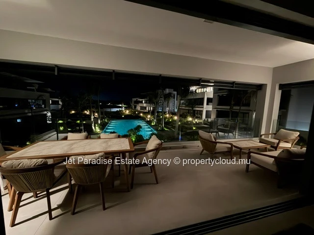 Appartement Moderne Neuf de 150 m² dans une Résidence Sécurisée avec Piscine commune
