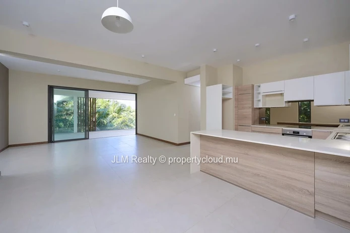 Appartement avec Piscine Privative à Vendre à Pointe aux Canonniers, Île Maurice