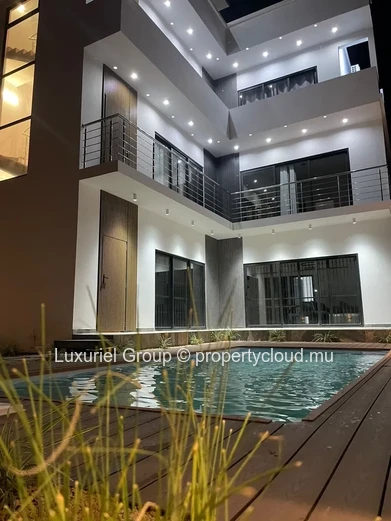 Magnifique appartement de 2 chambres dans une villa exclusive