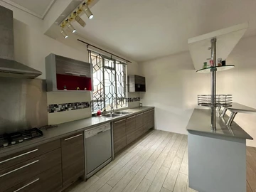 3 Bedroom Apartment