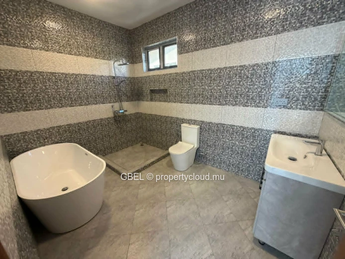 House For Rent – Bain Boeuf 