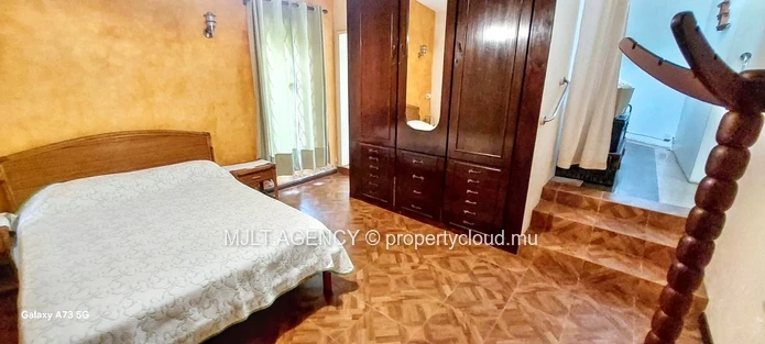 Maison Spacieuse à Beau Bassin : Confort et Commodités Assurés