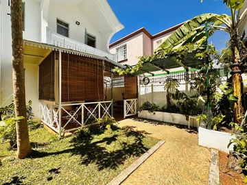 Townhouse, Duplex