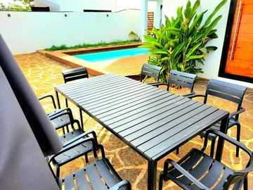 4 Bedroom Villa