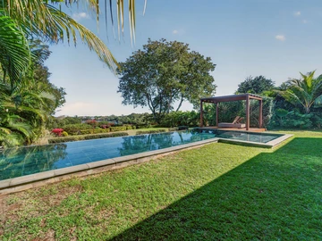 4 Bedroom Villa