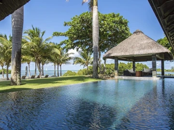 5 Bedroom Villa