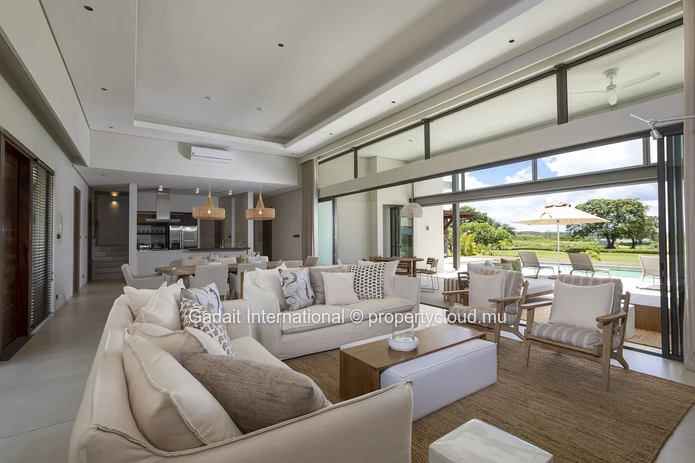 Contemporary 4 bedroom villa with golf view in Anahita, Mauritius