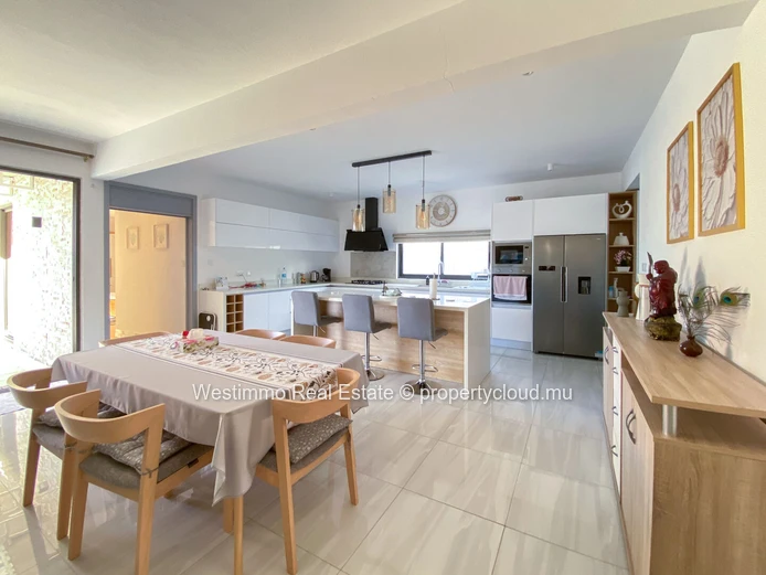 Modern contemporary villa for rent in Grand Baie