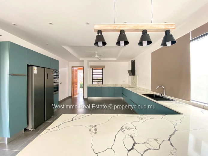 Trou aux Biches - Magnifique Villa moderne meublée 4 chambres ensuite avec piscine privée