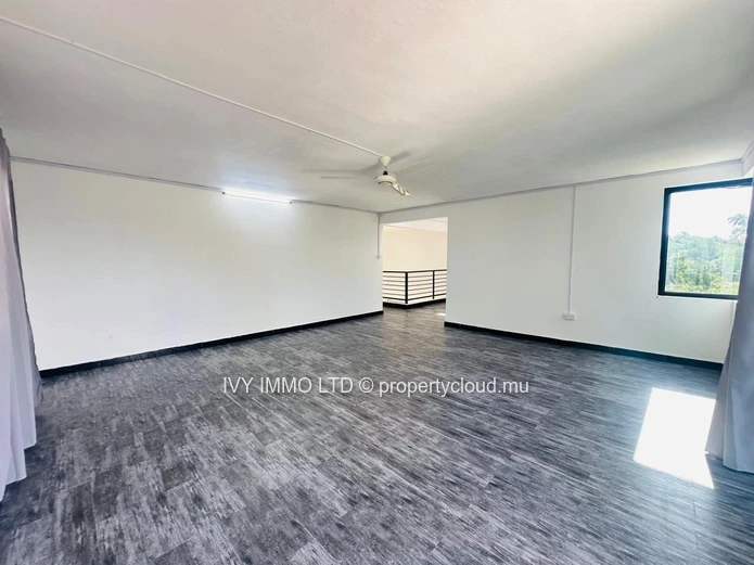 Villa luxueuse à louer – Cagoule (près de Royal Park)