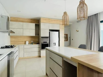 4 Bedroom Villa