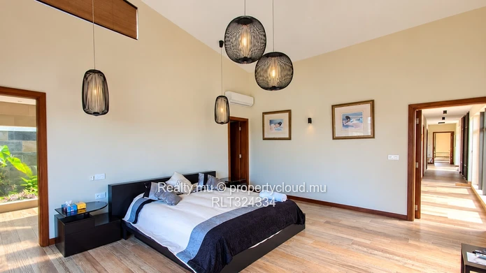 Villa de Luxe Golf à Bois Chéri