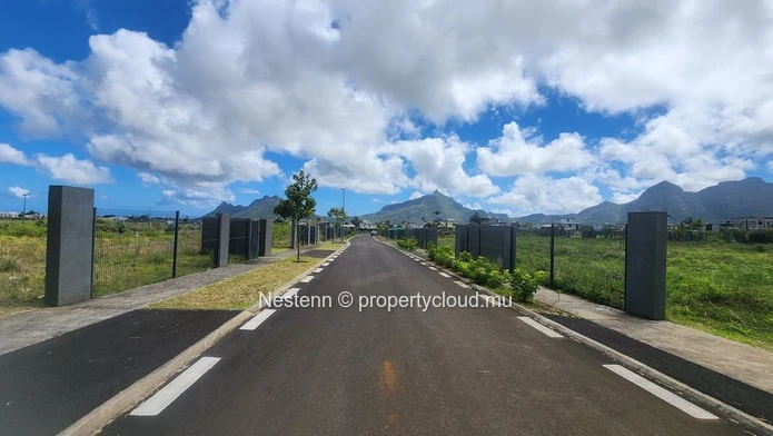 Prime land in l'Avenir 379.11 m² with mountain view situated in the smart city L'avenir St Pierre . Ideal for investm...