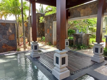 5 Bedroom Villa