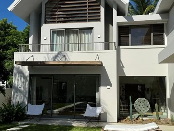4 Bedroom Villa