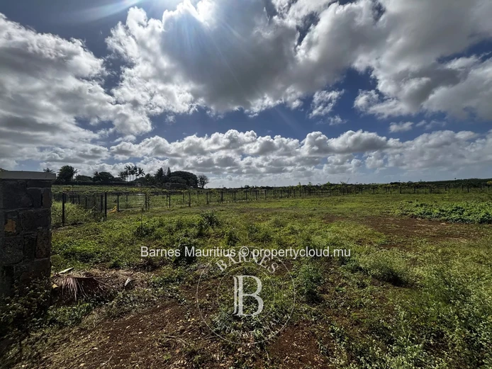 BEAU PLAN - Residential land
