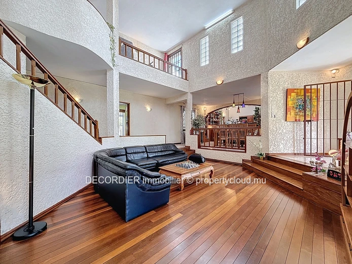 Villa Rare a la vente