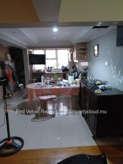 Appartement d'une chambre au rez-de-chaussée à louer à Quatre-Bornes