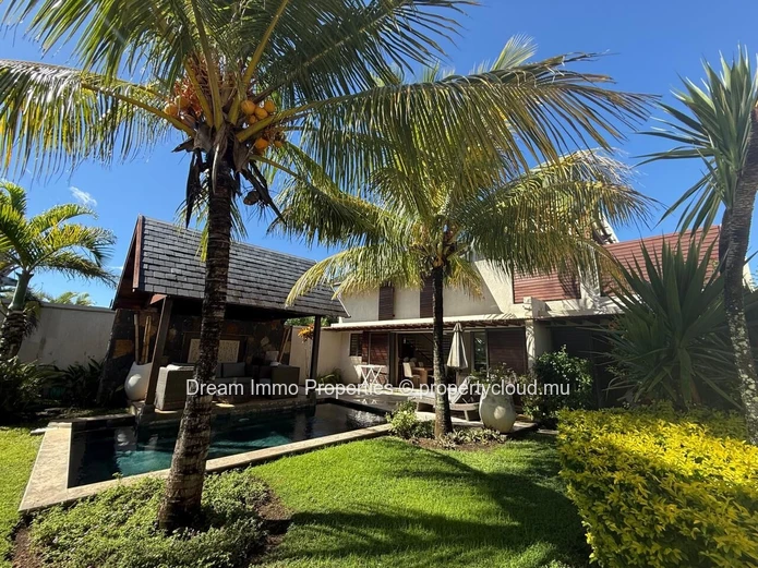 Belle villa moderne de 2 chambres au Clos du Littoral à Grand Baie – Ile Maurice