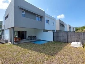 3 Bedroom Townhouse, Duplex