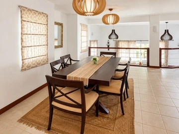 4 Bedroom Villa