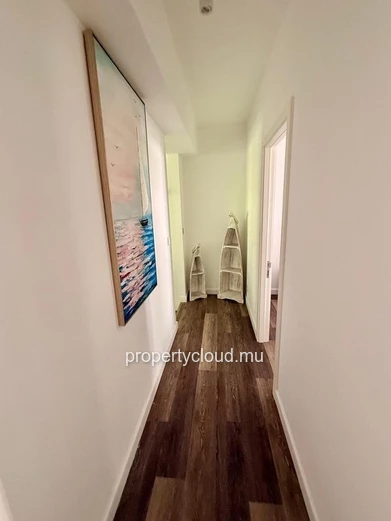 For sale: 3-bedroom duplex apartment with en suite rooms, ground floor, furnished, accessible to foreigners in Pointe...