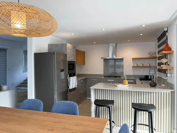 4 Bedroom Villa