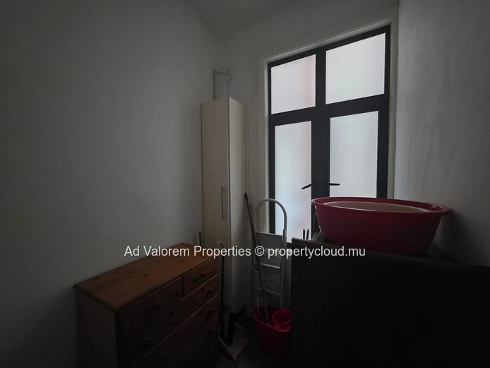 À VENDRE : Superbe appartement de 2 chambres à Kensington Heights, Quatre Bornes! (Mandat exclusif)