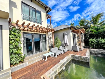 4 Bedroom Villa
