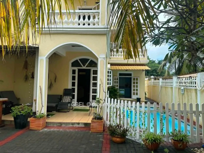 Villa For Rent – Pereybere