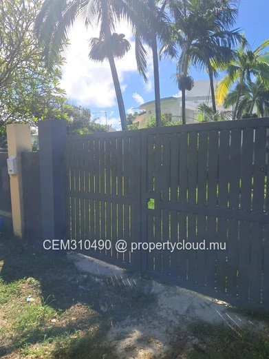 Villa avec Terrain à Vendre – Blue Bay 14 Perches