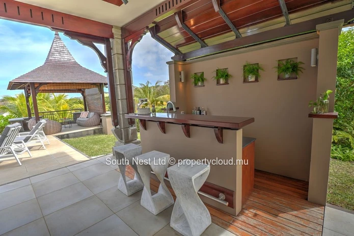 A unique villa where modernity meets tropical charm.