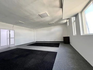 Ideal Office Space in the Heart of a Vibrant District