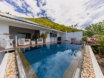4 Bedroom Villa