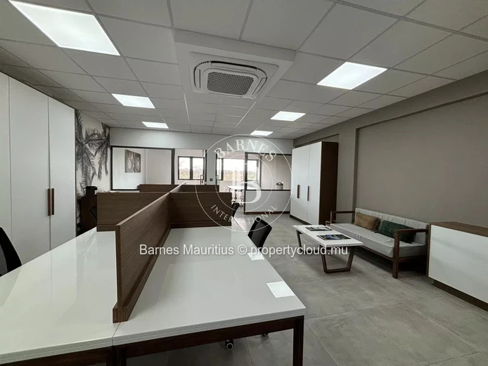 CALEBASSE - Office - 66 m²