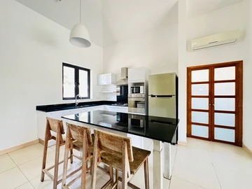4 Bedroom Villa