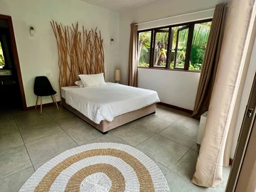 5 Bedroom Villa